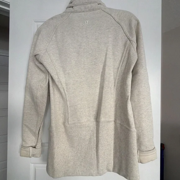 Lululemon sweatshirt - Picture 3 of 4